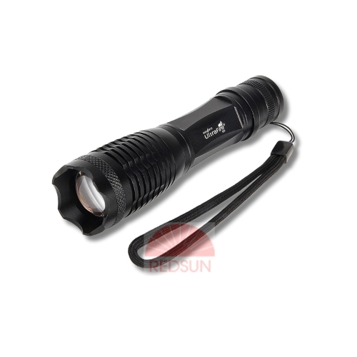 Đèn pin chiếu sáng